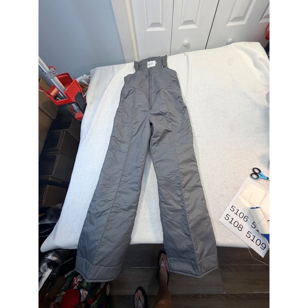 Vintage Chalet Gray Ski Bibs Overalls Insulated Snow Pants Size 32 Taiwan
